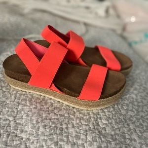 Steve Madden platform sandals pink